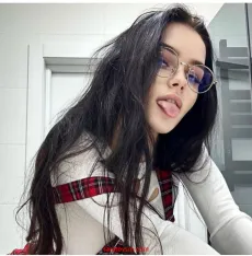 Элитная индивидуалка  Юля